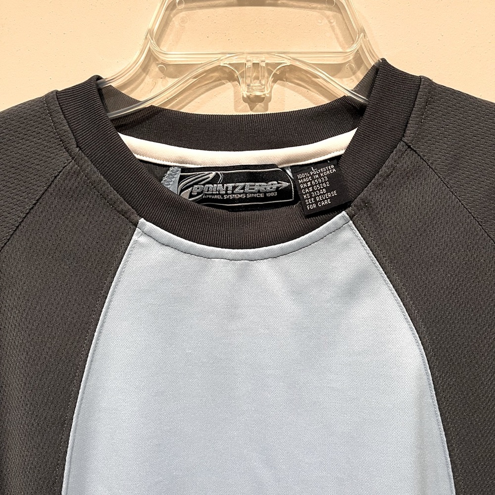 EUC tricolor gym tee size L